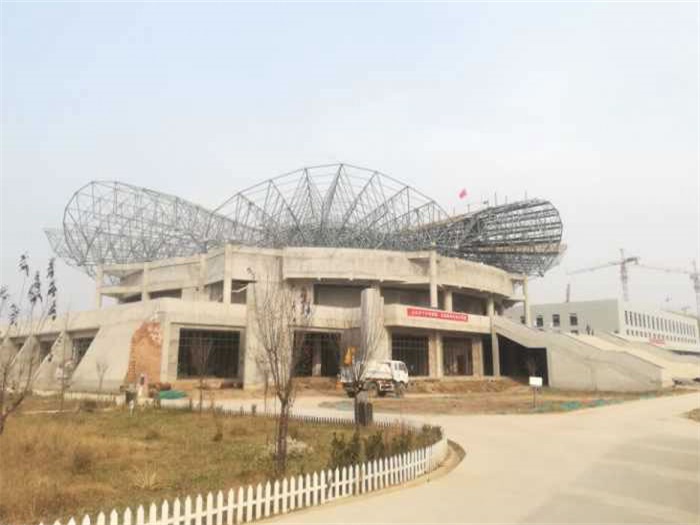 建阳扶风体育馆网架工程